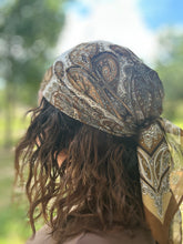 Cargar imagen en el visor de la galería, Paisley Print Bandana