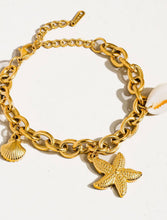 Load image into Gallery viewer, Kallah 18K Gold Stars &amp; Shells Chain Bracelet

