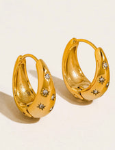 Load image into Gallery viewer, Arla 18K Gold Star Hoop Earrings
