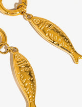 Load image into Gallery viewer, Nilah 18K Gold Fish Hoop Earrings
