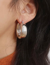 Load image into Gallery viewer, Hunter 18K Gold Classic Silver Hoop Earrings
