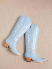 Load image into Gallery viewer, Luciana Leaves Cut Out Cowboy Boots

