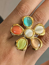 Load image into Gallery viewer, Lanah 18K Gold Vintage Stone Floral Ring
