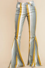 Load image into Gallery viewer, Moliah Flare Jeans
