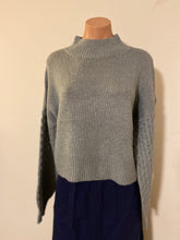 Load image into Gallery viewer, Ziomey Sweater
