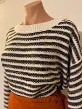 Cargar imagen en el visor de la galería, Athena Striped Sweater
