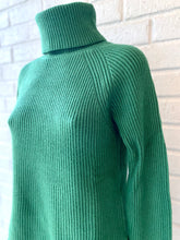 Load image into Gallery viewer, Malia Turtle Neck

